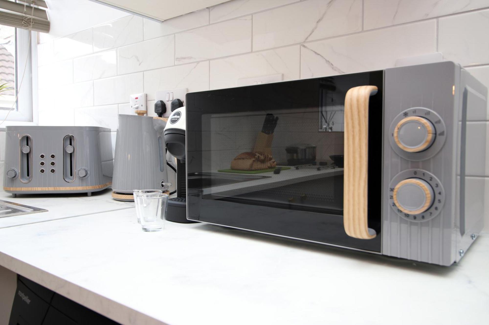 Fully Equipped Kitchen, Parking, City Centre Swansea Buitenkant foto