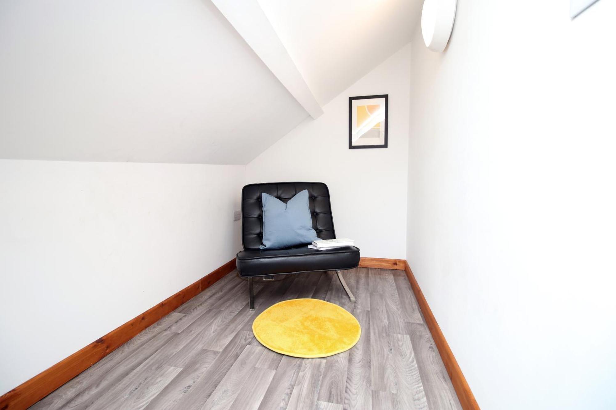 Fully Equipped Kitchen, Parking, City Centre Swansea Buitenkant foto
