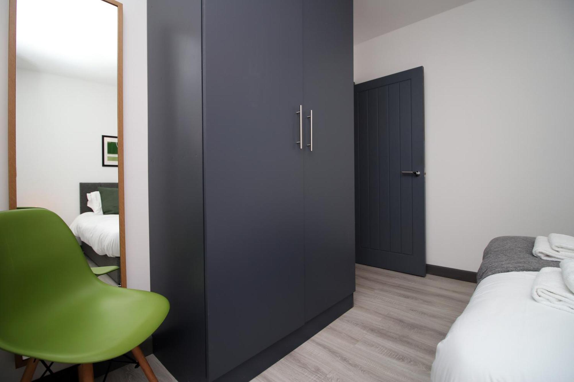 Fully Equipped Kitchen, Parking, City Centre Swansea Buitenkant foto