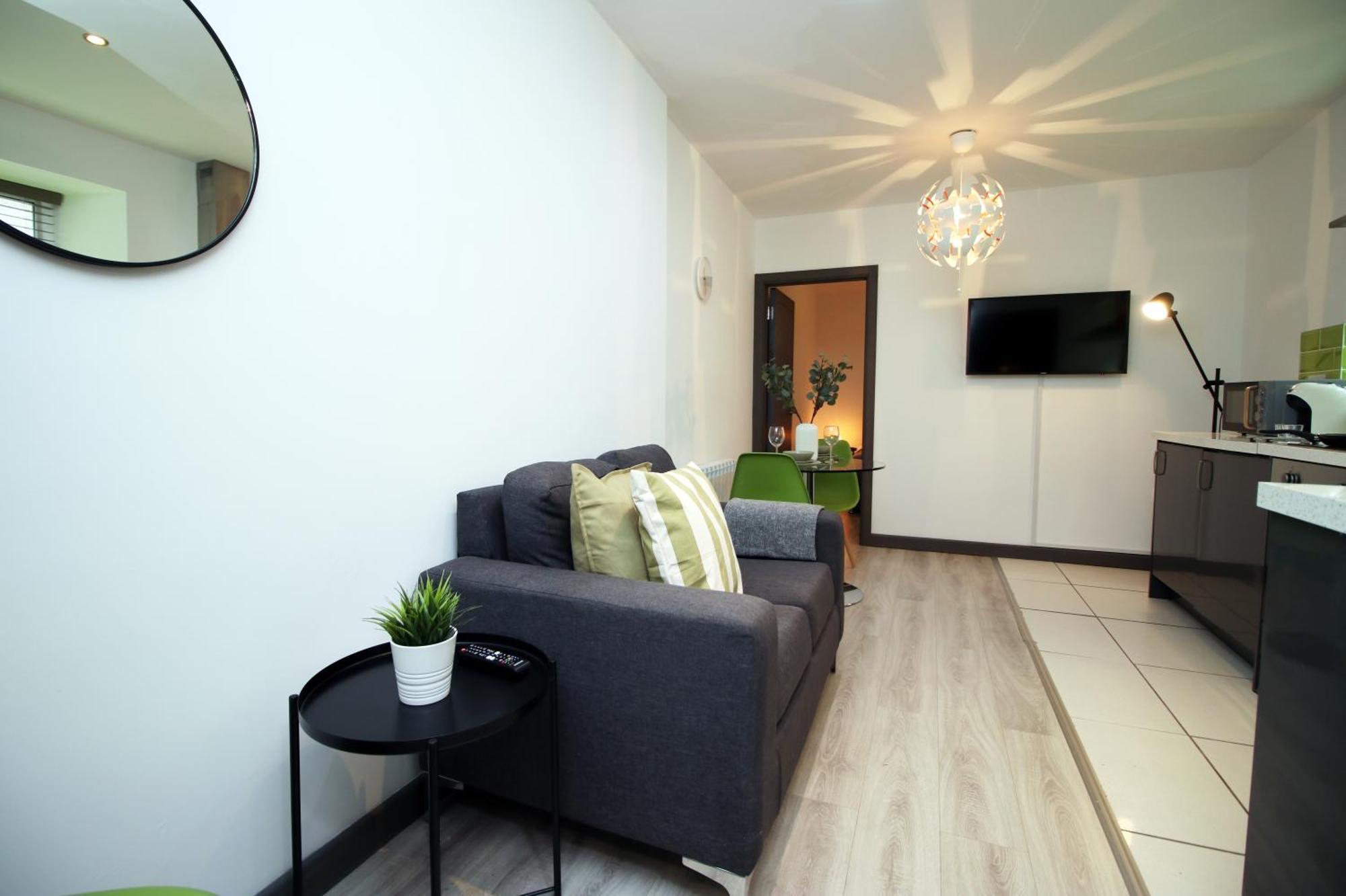 Fully Equipped Kitchen, Parking, City Centre Swansea Buitenkant foto