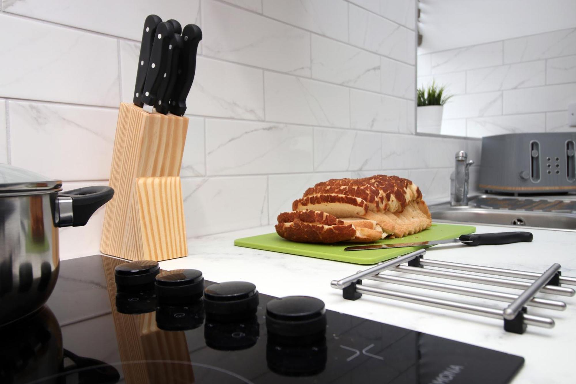 Fully Equipped Kitchen, Parking, City Centre Swansea Buitenkant foto