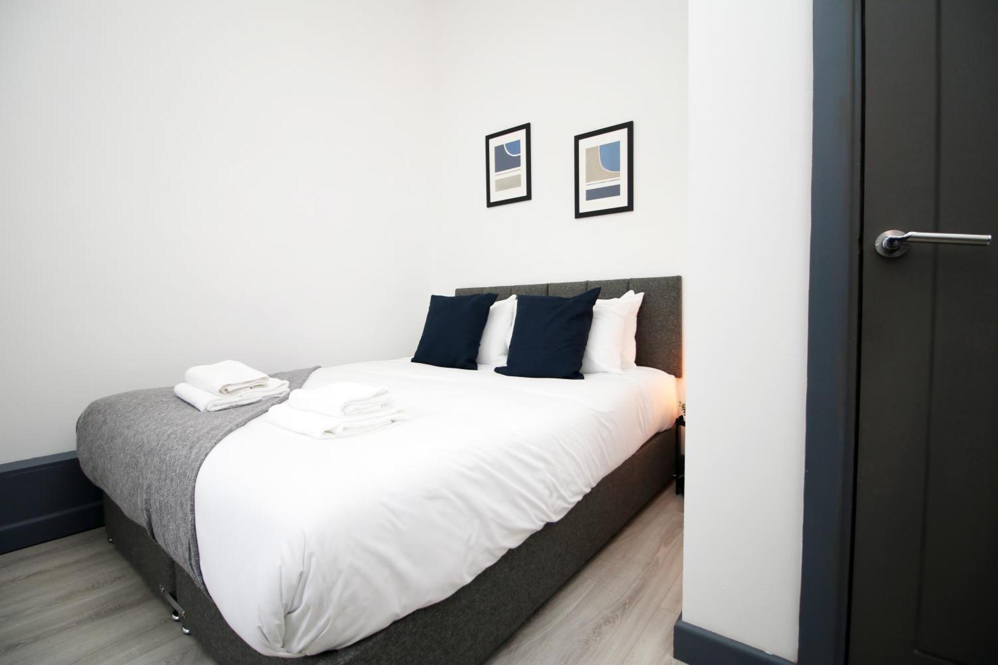 Fully Equipped Kitchen, Parking, City Centre Swansea Buitenkant foto
