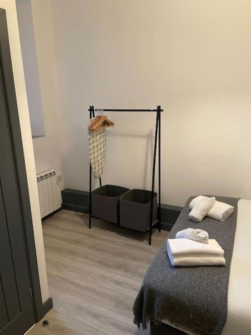Fully Equipped Kitchen, Parking, City Centre Swansea Buitenkant foto